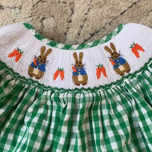 Bunny smocked dress - Picture 2 of 5